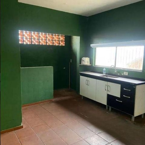 Casa para alugar com 220m², 3 quartos e 4 vagas