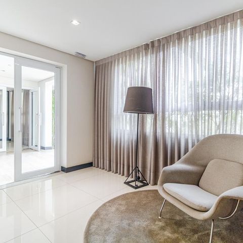 Apartamento à venda com 40m², 1 quarto e 1 vagaÁrea comum 
