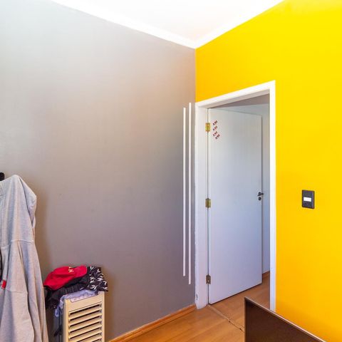 Casa à venda com 220m², 4 quartos e 4 vagas Casa à venda com 220m², 4 quartos e 4 vagasQuarto 1