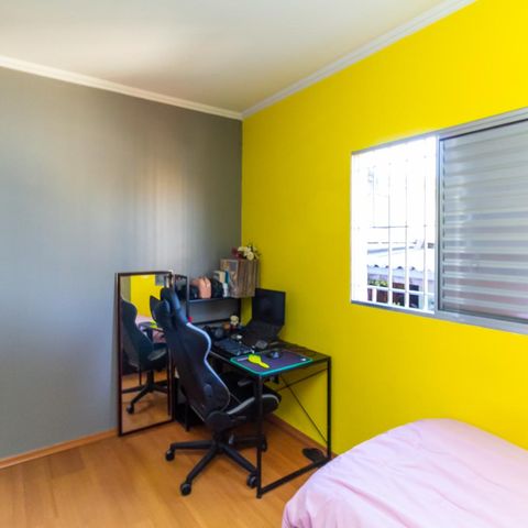 Casa à venda com 220m², 4 quartos e 4 vagas Casa à venda com 220m², 4 quartos e 4 vagasQuarto 2