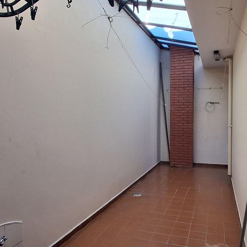 Casa à venda com 298m², 4 quartos e 3 vagasCorredor