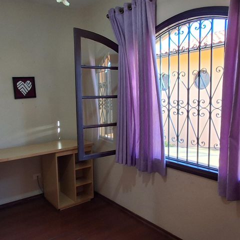 Casa à venda com 298m², 4 quartos e 3 vagasSuíte 3