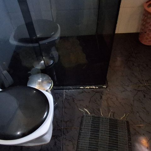 Casa à venda com 298m², 4 quartos e 3 vagasBanheiro