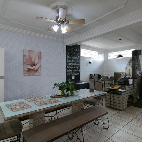 Casa à venda com 318m², 4 quartos e 3 vagasCobertura - Sala/cozinha