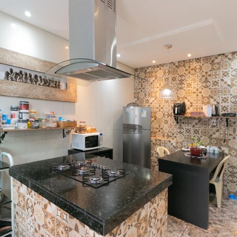 Casa à venda com 318m², 4 quartos e 3 vagasCozinha