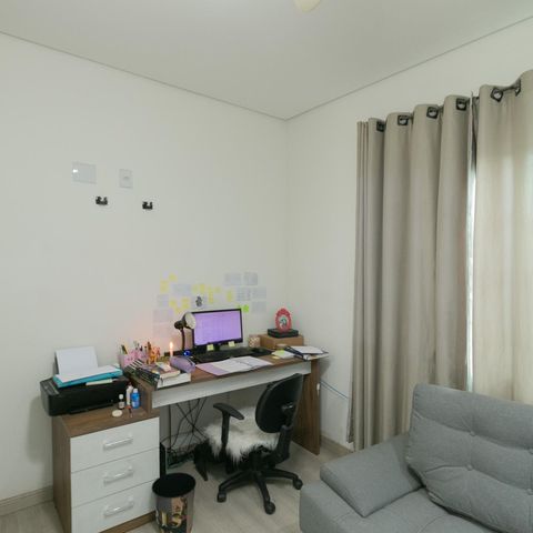 Casa à venda com 318m², 4 quartos e 3 vagasQuarto 3 