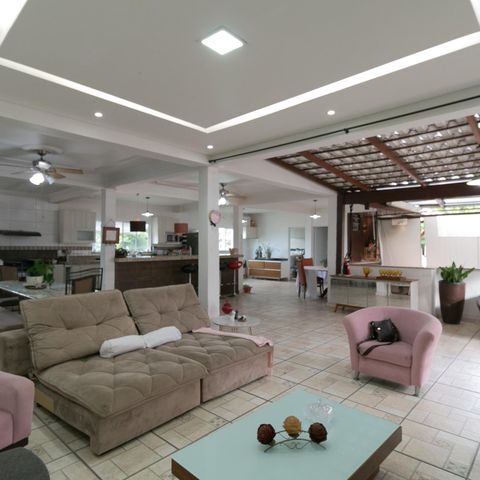 Casa à venda com 318m², 4 quartos e 3 vagasCobertura - Sala/cozinha