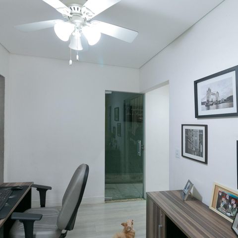 Casa à venda com 318m², 4 quartos e 3 vagasEscritório