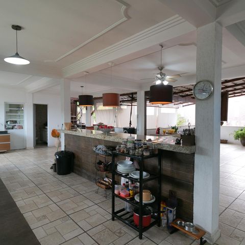 Casa à venda com 318m², 4 quartos e 3 vagasCobertura - Sala/cozinha