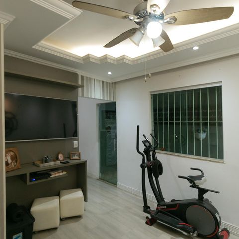 Casa à venda com 318m², 4 quartos e 3 vagasSala