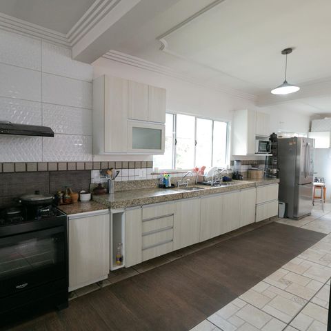 Casa à venda com 318m², 4 quartos e 3 vagasCobertura - Sala/cozinha