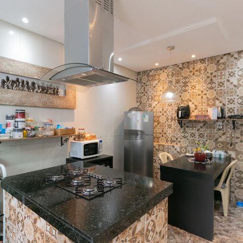 Casa à venda com 318m², 4 quartos e 3 vagasCozinha