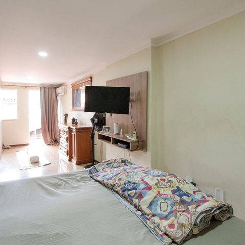 Casa de condomínio à venda com 300m², 4 quartos e 4 vagas Casa de condomínio à venda com 300m², 4 quartos e 4 vagasQuarto suíte 1