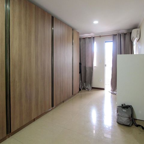 Casa de condomínio à venda com 300m², 4 quartos e 4 vagas Casa de condomínio à venda com 300m², 4 quartos e 4 vagasQuarto suíte 4