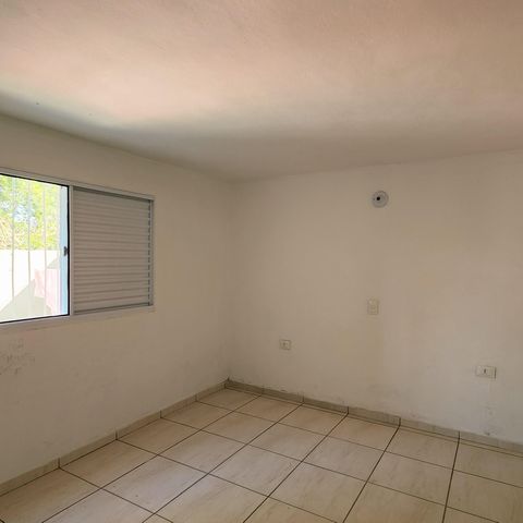 Casa à venda com 300m², 4 quartos e 3 vagas Casa à venda com 300m², 4 quartos e 3 vagasEdícula