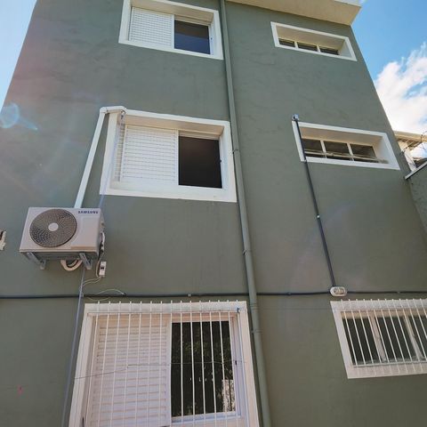 Casa à venda com 300m², 4 quartos e 3 vagas Casa à venda com 300m², 4 quartos e 3 vagasFachada fundos