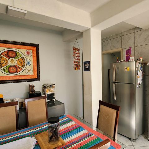Casa à venda com 300m², 4 quartos e 3 vagas Casa à venda com 300m², 4 quartos e 3 vagasCozinha