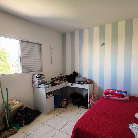 Casa à venda com 300m², 4 quartos e 3 vagas Casa à venda com 300m², 4 quartos e 3 vagasEdícula - Quarto