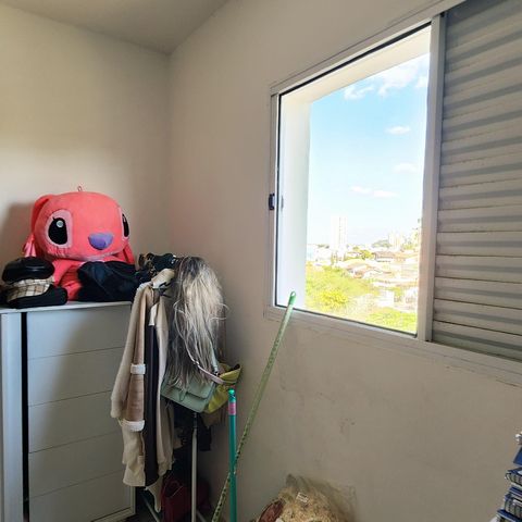 Casa à venda com 300m², 4 quartos e 3 vagas Casa à venda com 300m², 4 quartos e 3 vagasEdícula - Quarto
