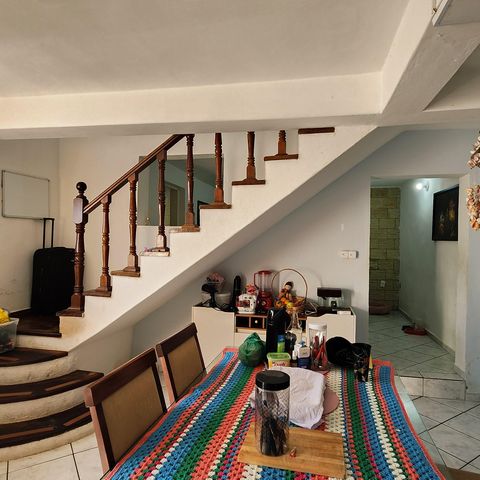 Casa à venda com 300m², 4 quartos e 3 vagas Casa à venda com 300m², 4 quartos e 3 vagasCozinha
