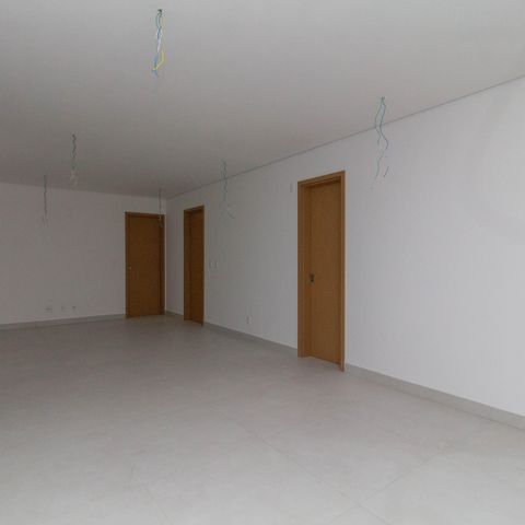 Apartamento à venda com 81m², 2 quartos e 2 vagasSala e Cozinha