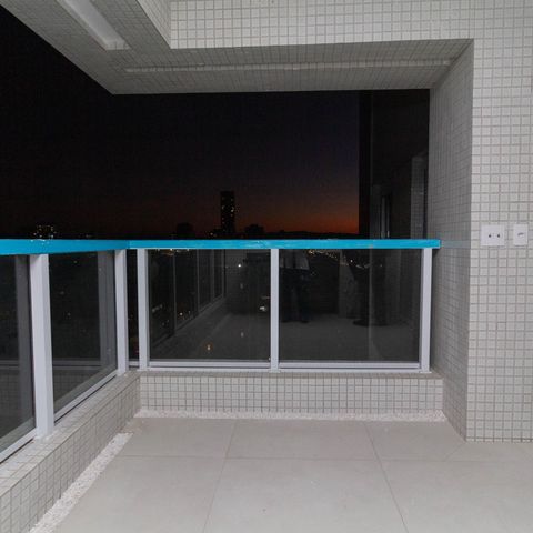 Apartamento à venda com 81m², 2 quartos e 2 vagasVaranda Sala e Cozinha