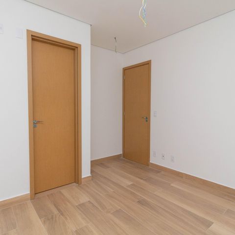 Apartamento à venda com 81m², 2 quartos e 2 vagasQuarto 2