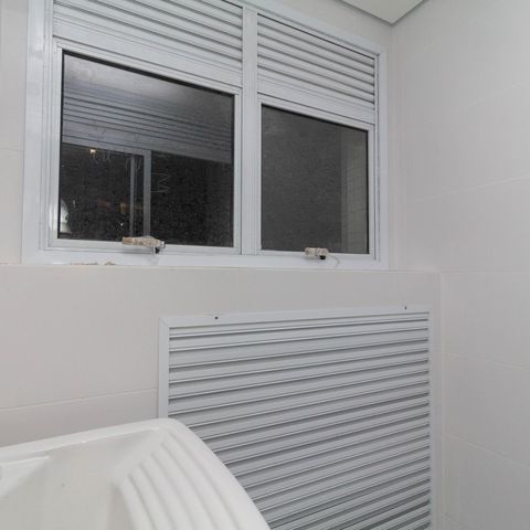 Apartamento à venda com 81m², 2 quartos e 2 vagasÁrea de Serviço