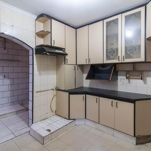 Casa à venda com 300m², 3 quartos e 3 vagas Casa à venda com 300m², 3 quartos e 3 vagasCozinha