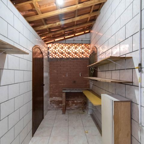Casa à venda com 300m², 3 quartos e 3 vagas Casa à venda com 300m², 3 quartos e 3 vagasArea de Serviço