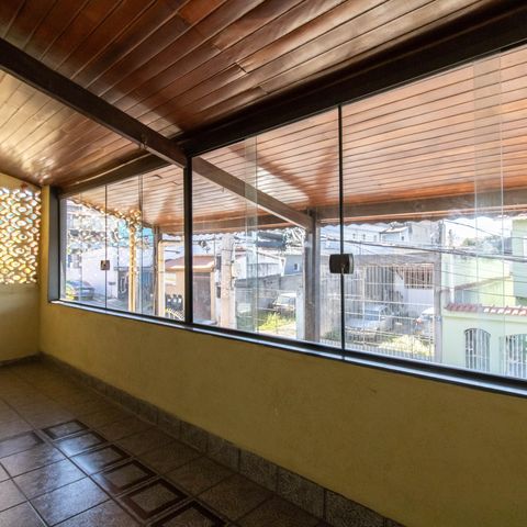 Casa à venda com 300m², 3 quartos e 3 vagas Casa à venda com 300m², 3 quartos e 3 vagasVaranda da Suíte