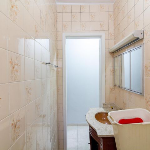 Casa à venda com 165m², 3 quartos e 2 vagas Casa à venda com 165m², 3 quartos e 2 vagasBanheiro da Suíte 3