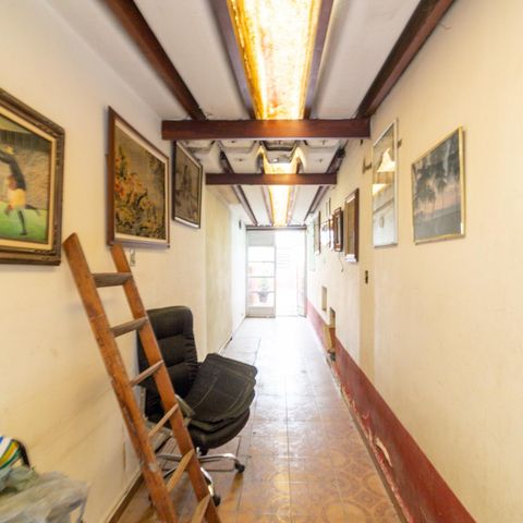 Casa à venda com 165m², 3 quartos e 2 vagas Casa à venda com 165m², 3 quartos e 2 vagasAcesso à garagem