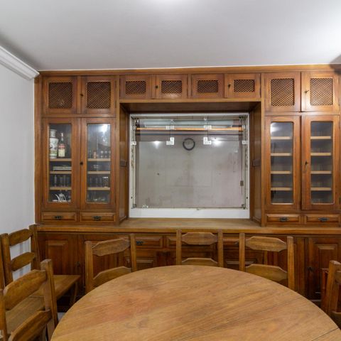 Casa à venda com 165m², 3 quartos e 2 vagas Casa à venda com 165m², 3 quartos e 2 vagasSala de Jantar