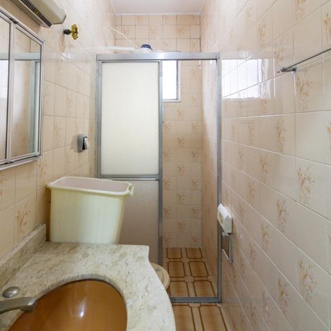 Casa à venda com 165m², 3 quartos e 2 vagas Casa à venda com 165m², 3 quartos e 2 vagasBanheiro da Suíte 3