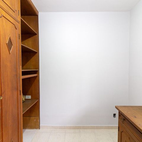 Casa à venda com 165m², 3 quartos e 2 vagas Casa à venda com 165m², 3 quartos e 2 vagasQuarto 2 - Suíte 2