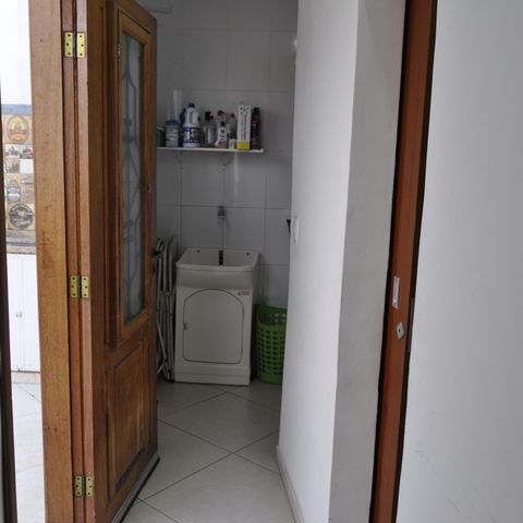Casa de condomínio à venda com 110m², 4 quartos e 1 vagaCorredor