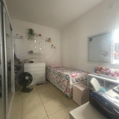 Casa à venda com 177m², 4 quartos e 2 vagas Casa à venda com 177m², 4 quartos e 2 vagasFoto 10