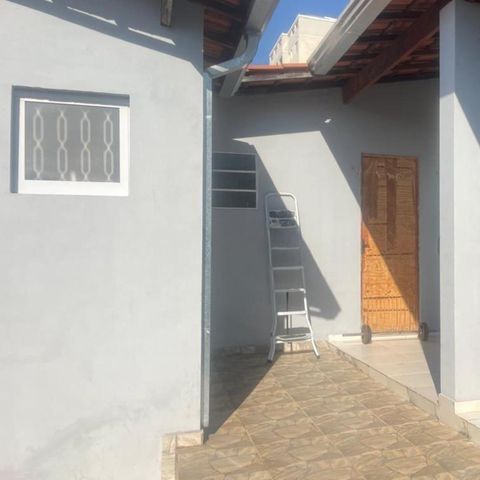 Casa à venda com 177m², 4 quartos e 2 vagas Casa à venda com 177m², 4 quartos e 2 vagasFoto 01
