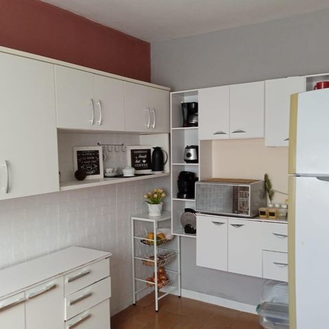 Casa à venda com 355m², 6 quartos e sem vaga Casa à venda com 355m², 6 quartos e sem vagaCozinha