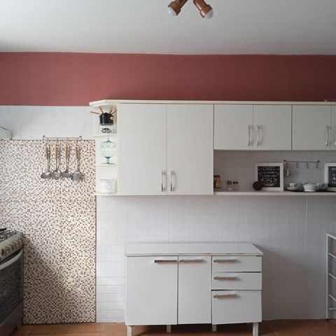 Casa à venda com 355m², 6 quartos e sem vaga Casa à venda com 355m², 6 quartos e sem vagaCozinha