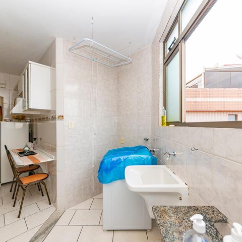 Apartamento à venda com 83m², 3 quartos e 2 vagas Apartamento à venda com 83m², 3 quartos e 2 vagasÁrea de Serviço