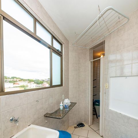 Apartamento à venda com 83m², 3 quartos e 2 vagas Apartamento à venda com 83m², 3 quartos e 2 vagasÁrea de Serviço