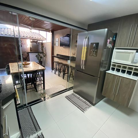 Casa à venda com 75m², 2 quartos e 1 vaga Casa à venda com 75m², 2 quartos e 1 vagaCozinha