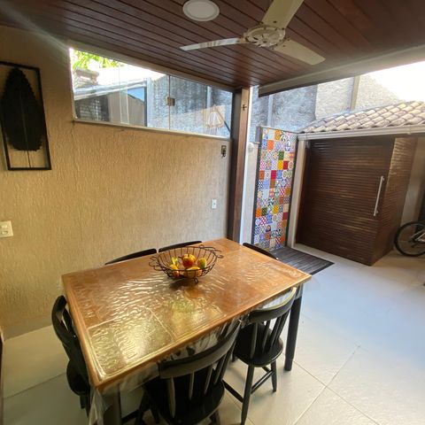 Casa à venda com 75m², 2 quartos e 1 vaga Casa à venda com 75m², 2 quartos e 1 vagaÁrea Gourmet