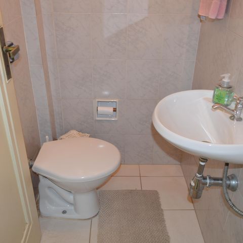 Casa de condomínio à venda com 110m², 3 quartos e 2 vagasLavabo