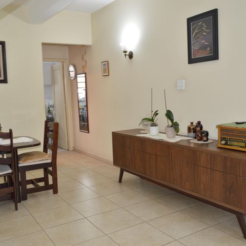 Casa de condomínio à venda com 110m², 3 quartos e 2 vagasSala