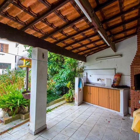 Casa para alugar com 345m², 3 quartos e 2 vagas Casa para alugar com 345m², 3 quartos e 2 vagasEspaço gourmet