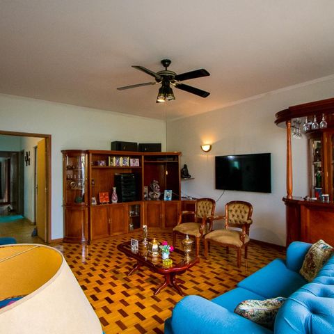 Casa para alugar com 345m², 3 quartos e 2 vagas Casa para alugar com 345m², 3 quartos e 2 vagasSala