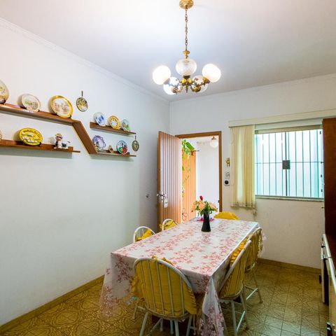 Casa para alugar com 345m², 3 quartos e 2 vagas Casa para alugar com 345m², 3 quartos e 2 vagasCopa